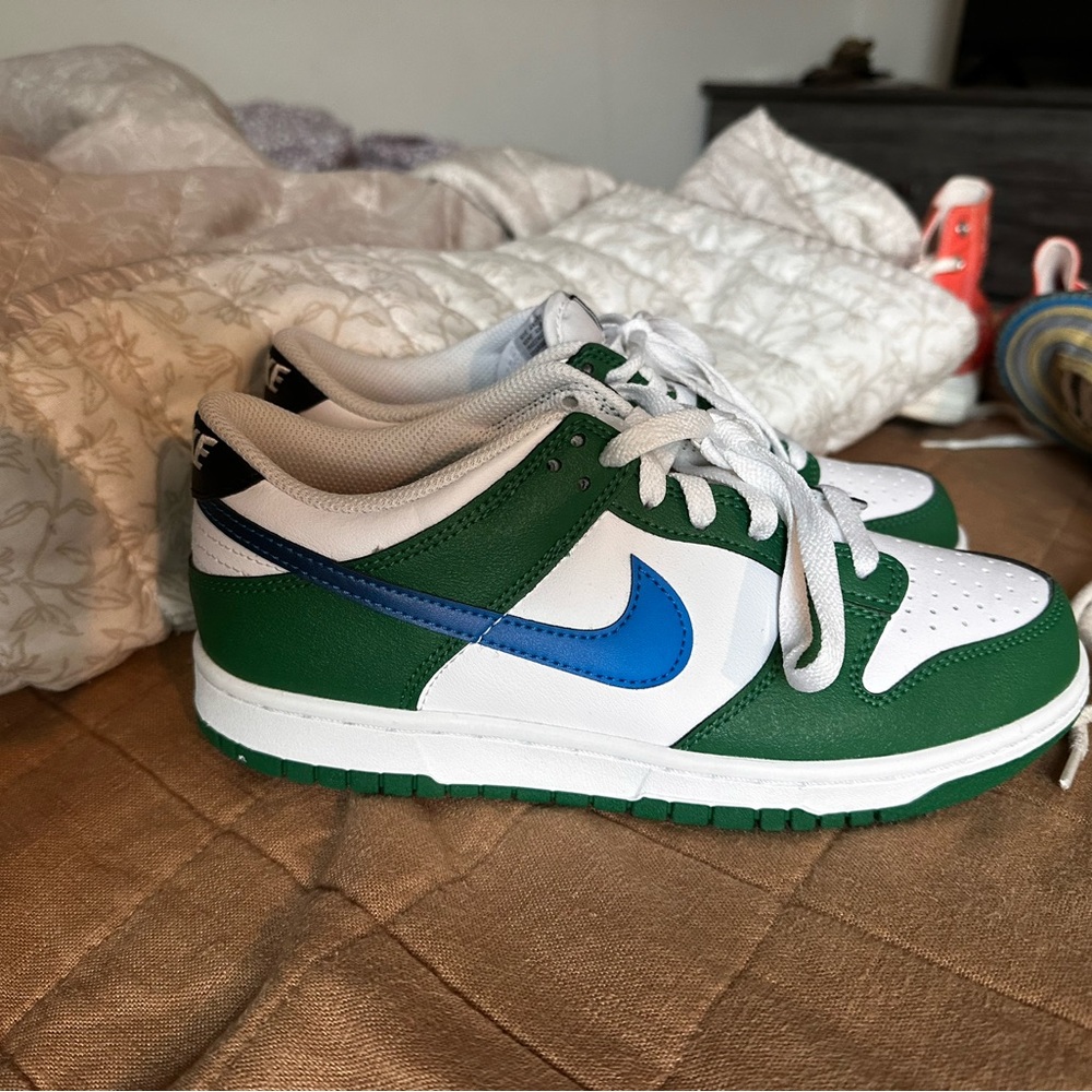 Nike Dunk Low 6.5y/8w